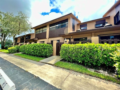 7750 NW 79th Ave unit H5, Tamarac, FL 33321 - photo 4