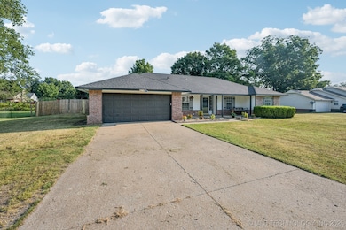 9305 E Cherry Ln, Claremore, OK 74019 - photo 4