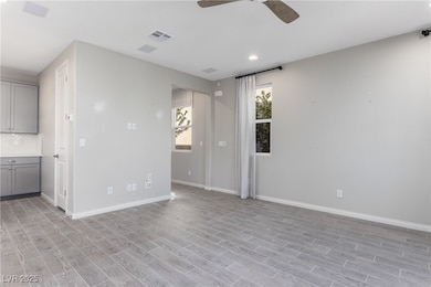 10016 Silver Comet Ct, Las Vegas, NV 89178 - photo 6