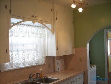 Kitchen~charming details!