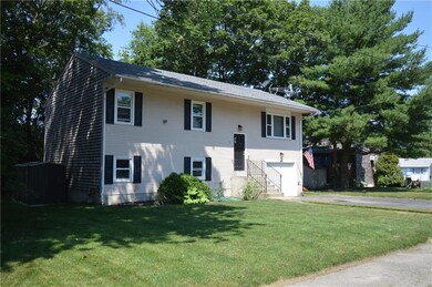 15 Wisteria Ln, Cranston, RI 02920 - photo 2