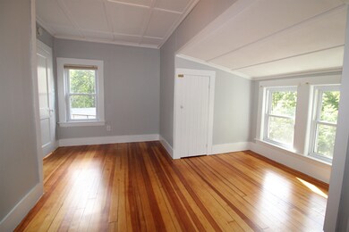 189 S Main St, Rochester, NH 03867 - photo 3