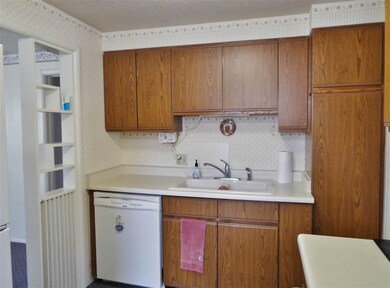 1544 Sheridan Dr, Casper, WY 82604 - photo 4