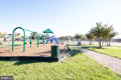 16302 Catenary Dr, Woodbridge, VA 22191 - photo 6