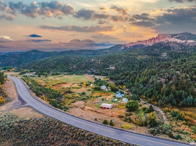 1460 E Coral Pink Cliffs Rd, Glendale, UT 84729 - photo 3