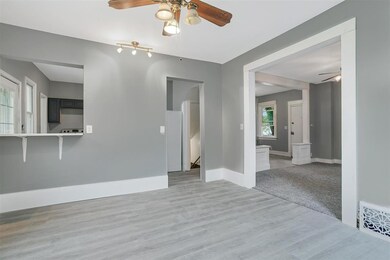 2022 N Myrtle St, Davenport, IA 52804 - photo 6