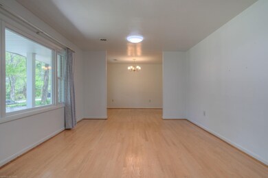 229 Craig Dr, Blacksburg, VA 24060 - photo 5