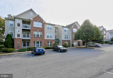 3012 Hunting Ridge Dr, Owings Mills, MD 21117 - photo 2