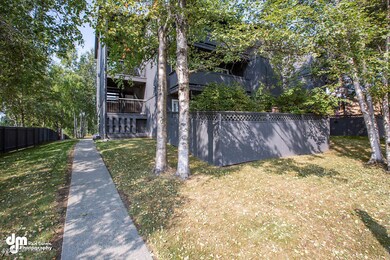 Exterior Front MS_89586-SMALL