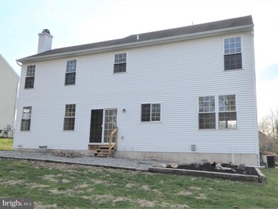 1602 Applegate Ln, Pottstown, PA 19464 - photo 3