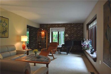 926 Pineview Dr, West Chester, PA 19380 - photo 7