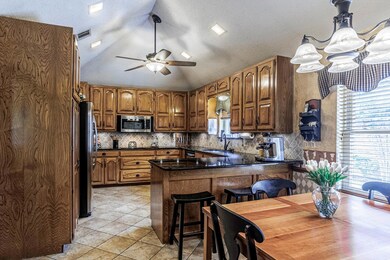 3709 Westview Dr, Bedford, TX 76021 - photo 5