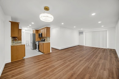 8936 N Parkside Ave unit B402, Des Plaines, IL 60016 - photo 7