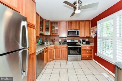 2414 Albot Rd, Reston, VA 20191 - photo 6