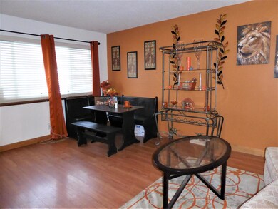 4833 Bromsgrove Ct, Columbus, OH 43232 - photo 4