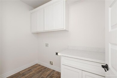 902 Windcrest Dr, Weslaco, TX 78596 - photo 6