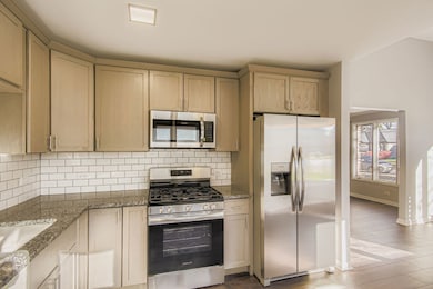 16042 Forest Ave, Oak Forest, IL 60452 - photo 4