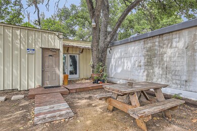 2002 Southern Oaks Dr unit 1, Austin, TX 78745 - photo 7