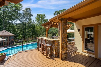 Outdoor kitchen bar seating