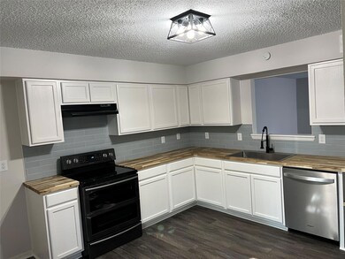 6300 Midway Rd unit D, Springtown, TX 76082 - photo 4