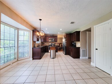 8310 Lime Springs Dr, Houston, TX 77095 - photo 7