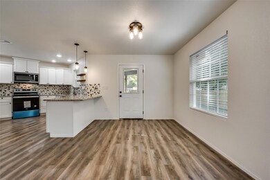 1506 N Buffalo Ave, Cleburne, TX 76033 - photo 7