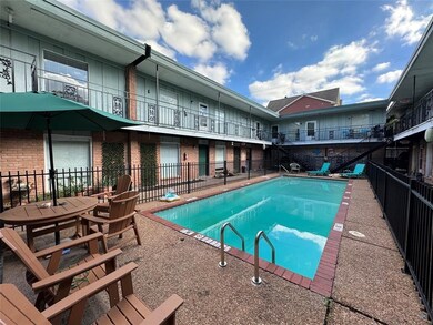 1401 Kipling St unit 3, Houston, TX 77006 - photo 2