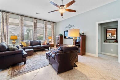 31866 Forest Oak Ln, Conroe, TX 77385 - photo 4