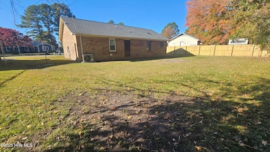 113 E Catawba Rd, Greenville, NC 27834 - photo 3