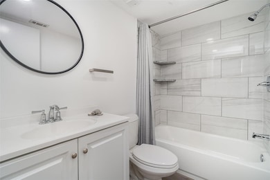 425 30th Ave W unit C201, Bradenton, FL 34205 - photo 2