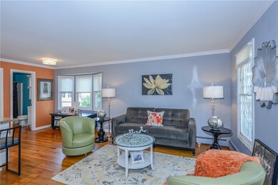 6 Curry Ave, Newport, RI 02840 - photo 4