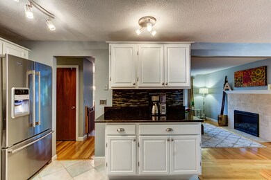 2 Boston Dr, Shrewsbury, MA 01545 - photo 6