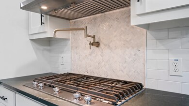 115 Dorado Dr, Friendswood, TX 77546 - photo 7