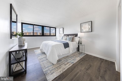 Highpointe Condominium unit 912, Alexandria, VA 22304 - photo 7