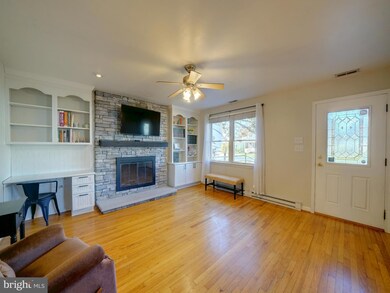 7819 Appletree Rd, Pasadena, MD 21122 - photo 6