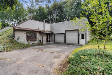 2_1001 n dearing rd parma mi - 00046