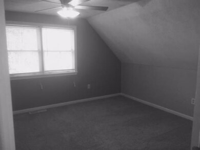 131 Barretts Hill Rd unit A & B, Hudson, NH 03051 - photo 6