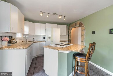 300 N 45th St, Harrisburg, PA 17111 - photo 7