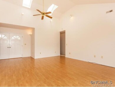 104 Hampton Rd, Leicester, NC 28748 - photo 3