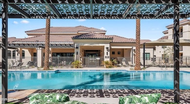 5885 S 32nd St unit B3, Phoenix, AZ 85040 - photo 2