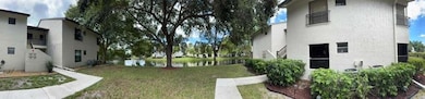3167 Cocoplum Cir unit 3381, Coconut Creek, FL 33063 - photo 2