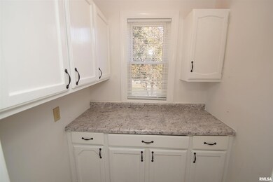 728 Sylvan Ct, Davenport, IA 52803 - photo 7