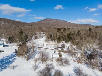 641 Journeys End, Mendon, VT 05701 - photo 2