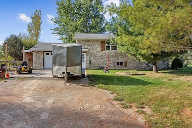 2866 60th St, Vinton, IA 52349 - photo 3