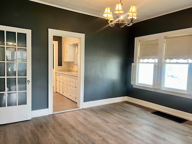 902 W York Ave, Enid, OK 73701 - photo 5