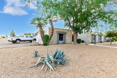 17209 N 106th Ave, Sun City, AZ 85373 - photo 3