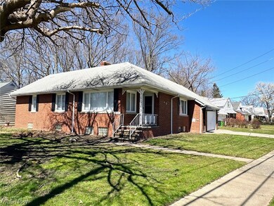 25641 Glenbrook Blvd, Euclid, OH 44117 - photo 2