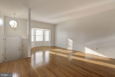 12358 Herrington Manor Dr, Silver Spring, MD 20904 - photo 3