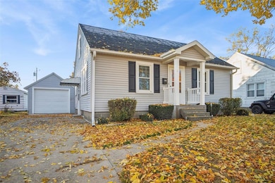 2013 Lucinda St, Perry, IA 50220 - photo 2