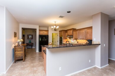 005_Kitchen